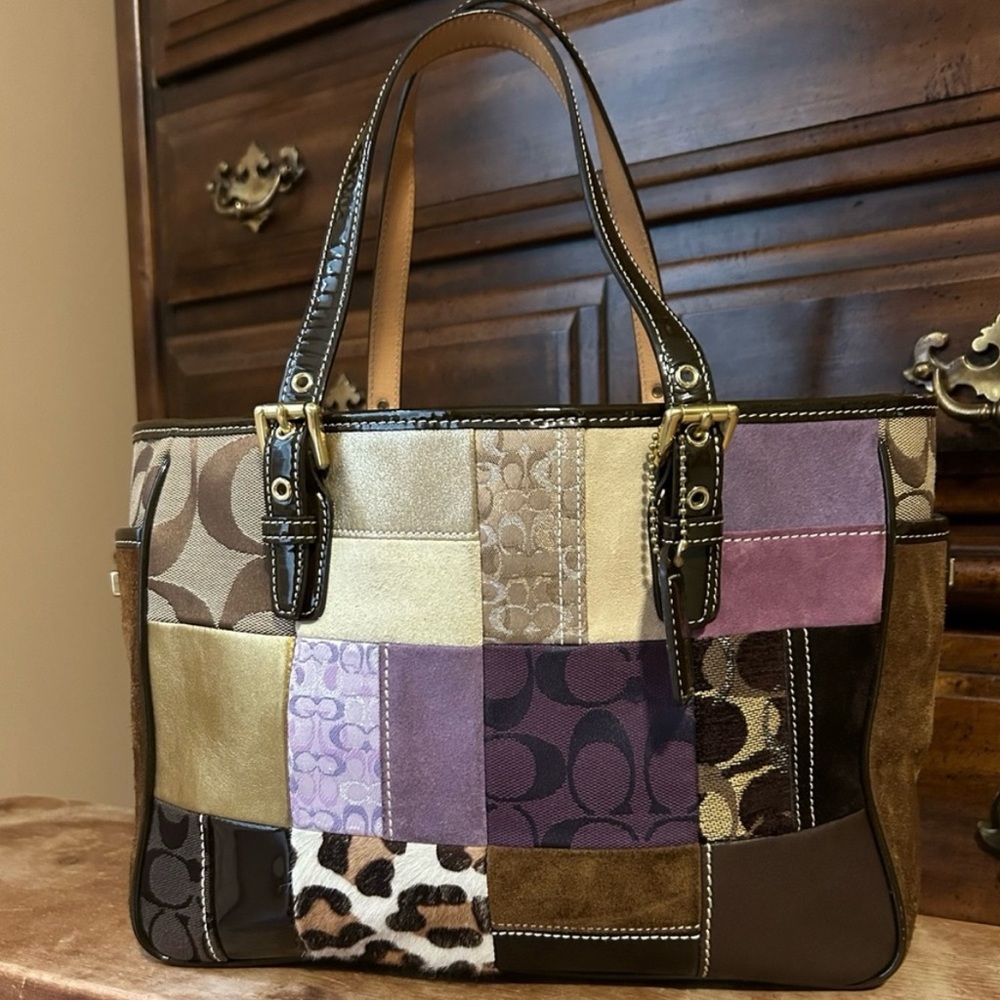 NWOT Coach shoulder bag